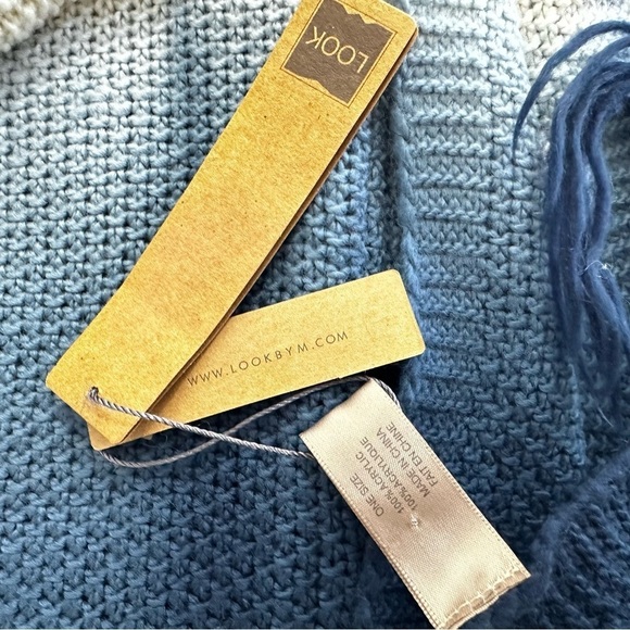 Look by M collection knit fringe wrap cream/blue Slit Poncho fisherman core - Picture 7 of 7